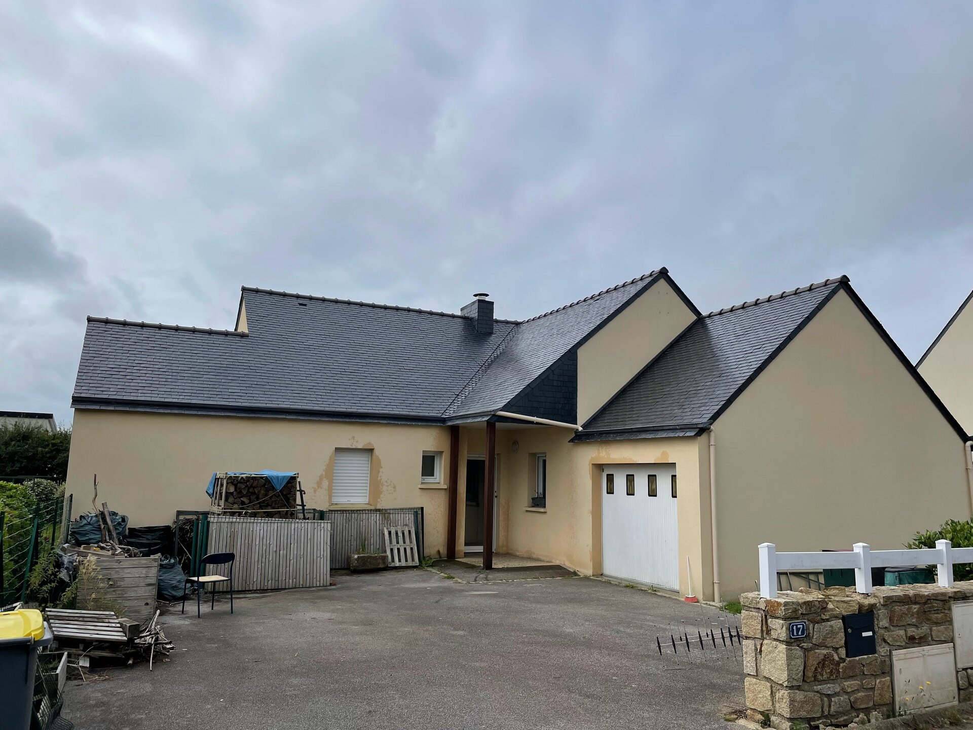 Nettoyage façade haute pression - Démoussage professionnel Nantes