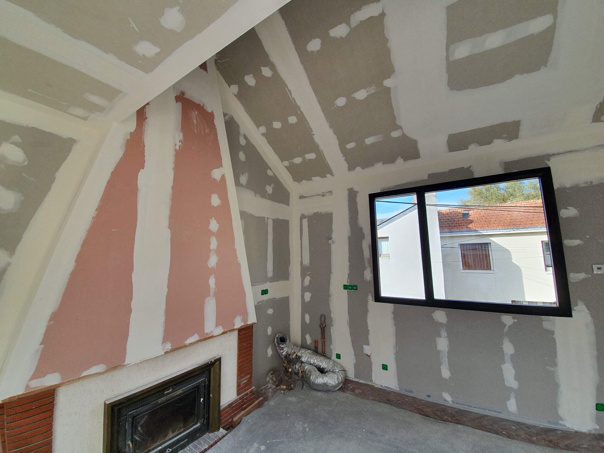 Peinture intérieure finition murale - Résultat impeccable